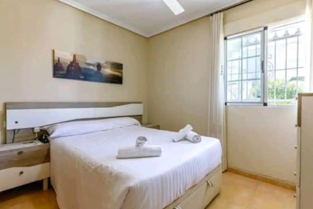 Bungalow Adaptado, Terraza Muy Grande Y Soleada. Gran Alacant Ngoại thất bức ảnh