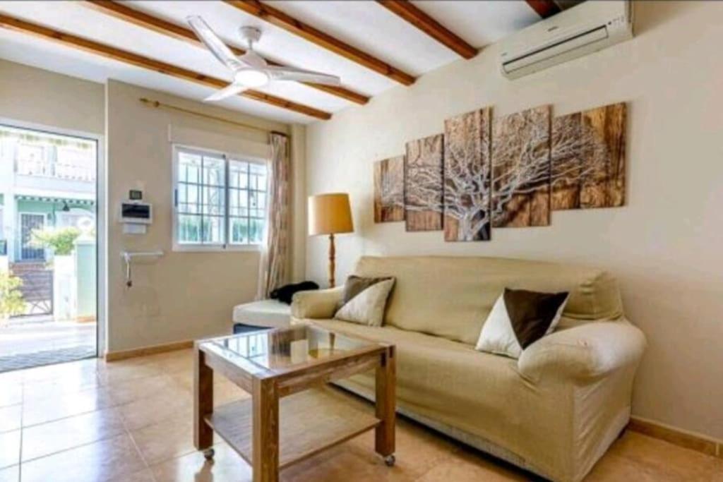 Bungalow Adaptado, Terraza Muy Grande Y Soleada. Gran Alacant Ngoại thất bức ảnh
