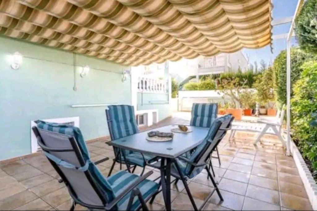 Bungalow Adaptado, Terraza Muy Grande Y Soleada. Gran Alacant Ngoại thất bức ảnh